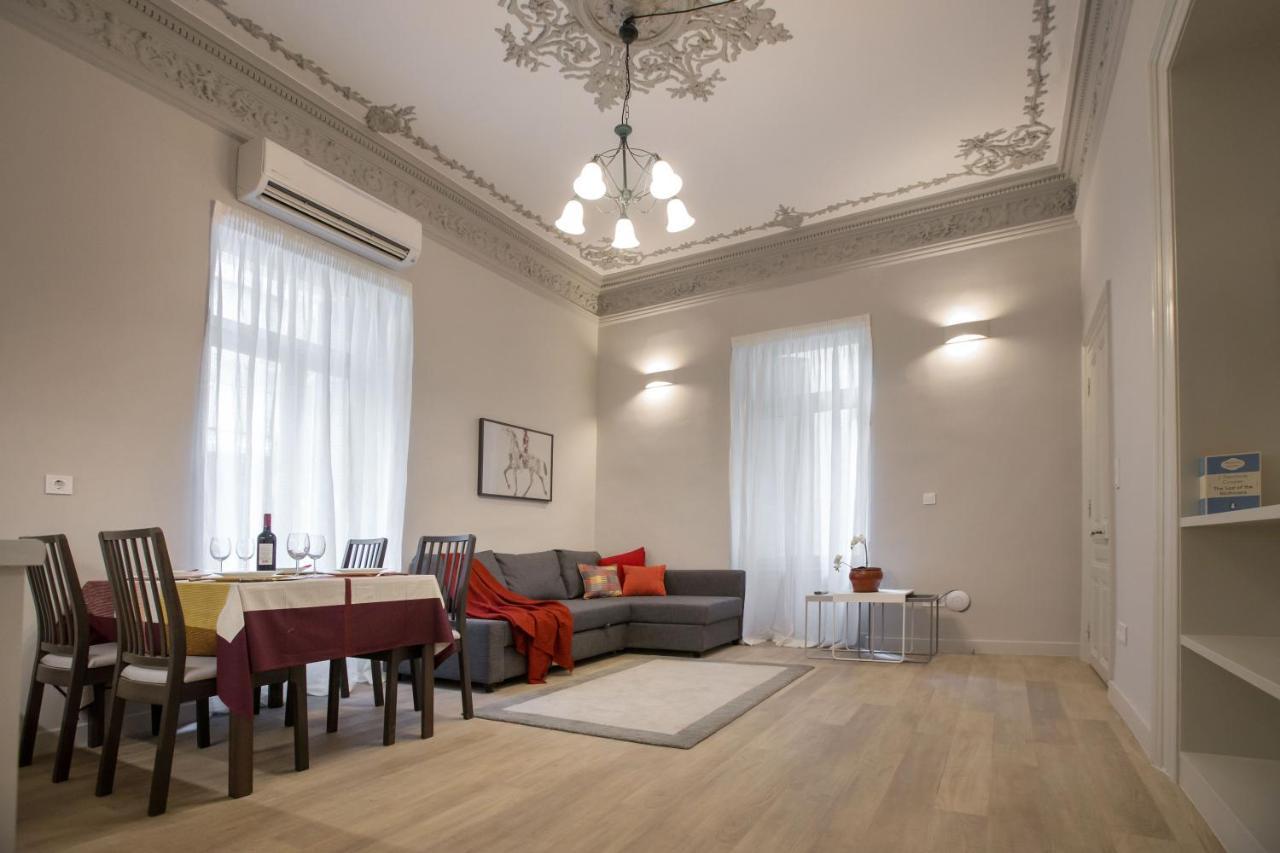 Sophisticated Apartment In Syntagma By Ghh Athén Kültér fotó