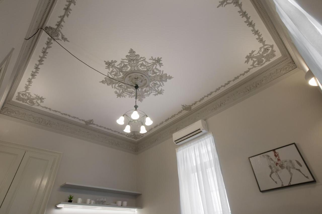 Sophisticated Apartment In Syntagma By Ghh Athén Kültér fotó